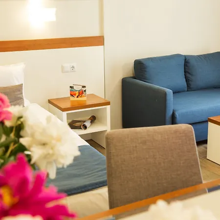 فندق Ljuljak غولدن ساندز