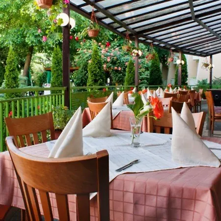 فندق Ljuljak غولدن ساندز