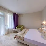 Хотел Ljuljak Златни пясъци