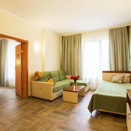 Ljuljak 3* Aranyhomok