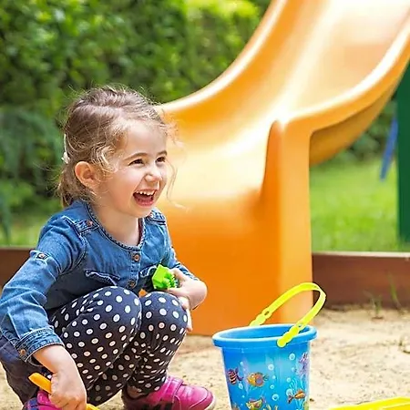 Ljuljak Золоті Піски