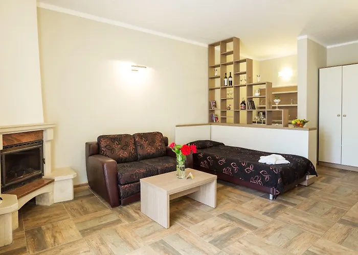 Ljuljak غولدن ساندز